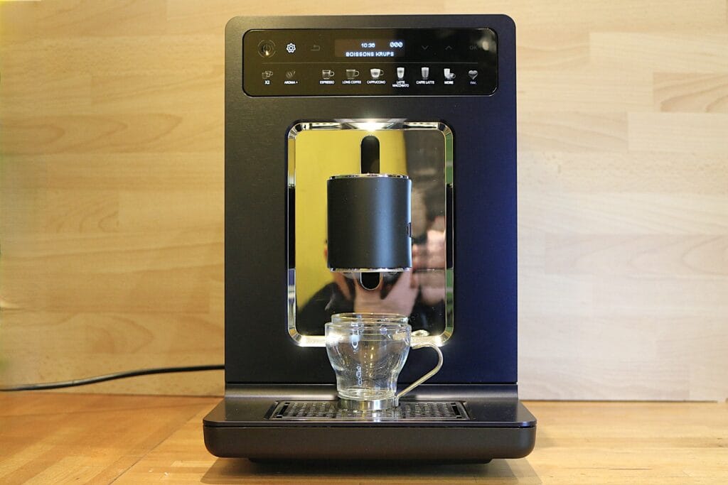 Machine à café expresso automatique avec broyeur Krups Evidence One (by Wilmotte) (c) Labo Maison