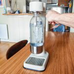 Utilisation du levier pour gazéifier l’eau avec l’Aarke Carbonator 3