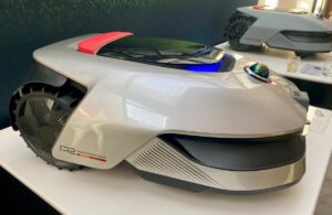 Dreame lance le Roboticmower A2 le 18 mars avec 300 € de réduction jusqu’au 31 mars 2025. (c) Labo Maison