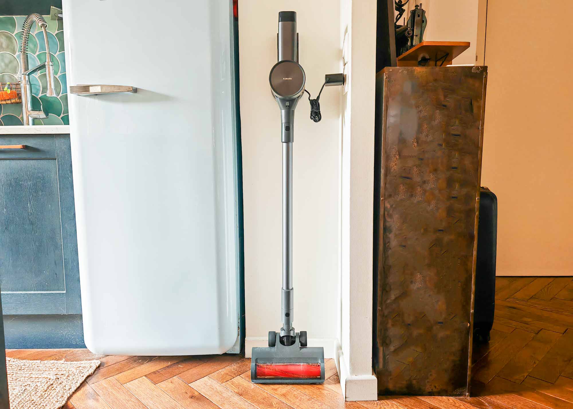 Design premium et finitions soignées. Un peu massif au départ, mais maniable et bien équilibré en main. (c) Labo Maison