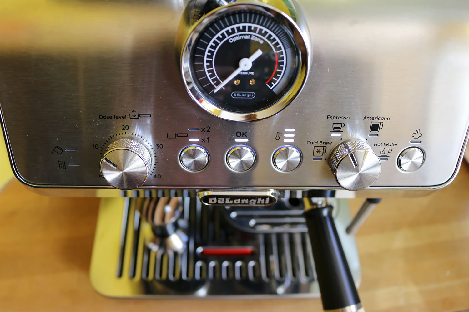 Delonghi Specialista Arte en promo à 398,98 €. (c) Labo Maison