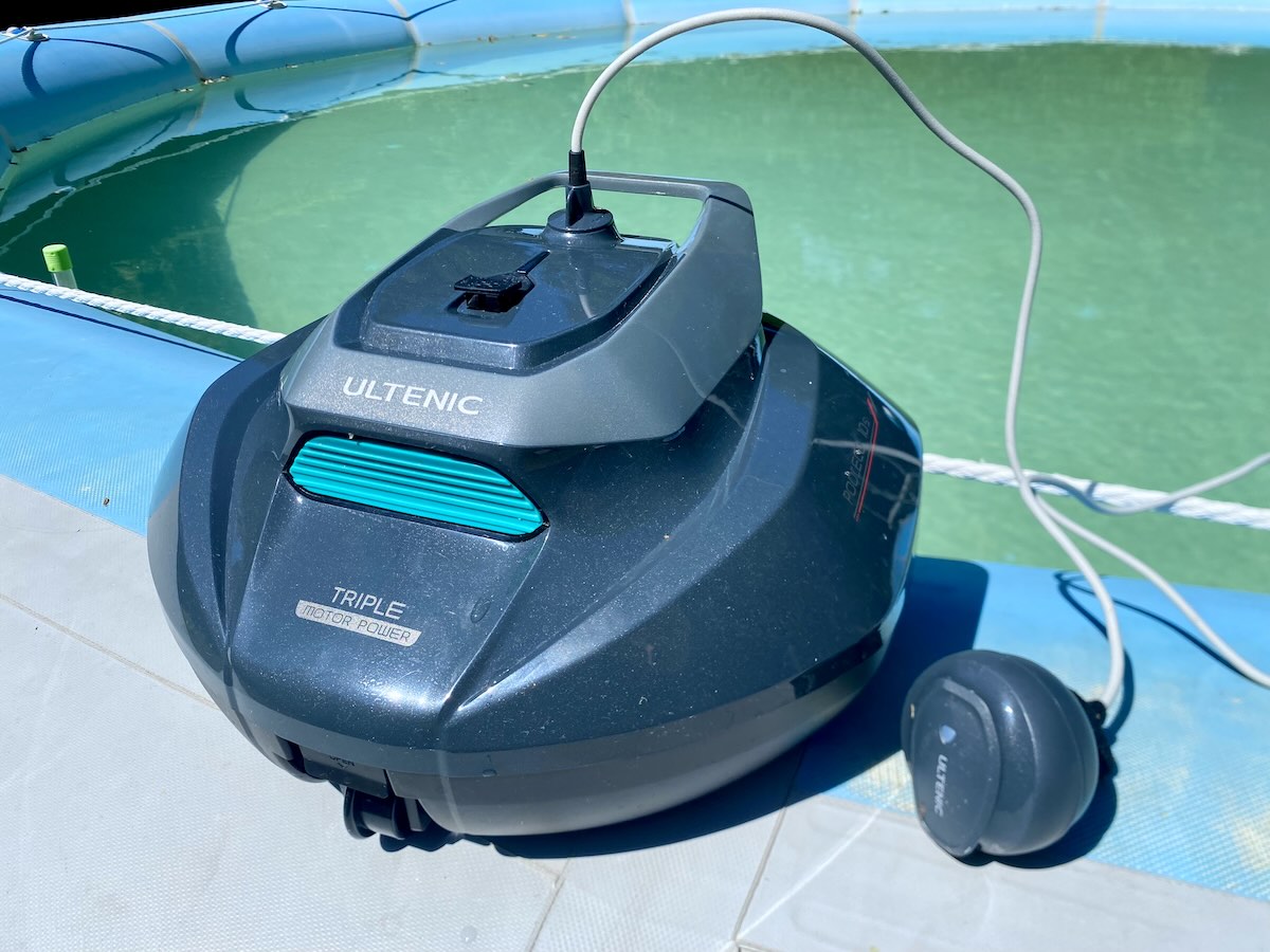 Robot piscine Ultenic Pooleco 10S (c) Labo Maison 