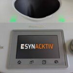 Logo Synacktiv affiché sur l’écran d’un Thermomix TM5 piraté par des chercheurs en cybersécurité