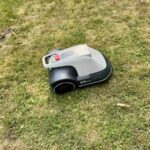 Le robot tondeuse Eufy E15 à l'essai (c) Labo Maison